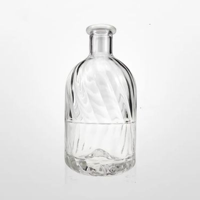 Engraving Pattern Mold making 700 ml bottle glass gin whiskey liquor bottle with glass lid