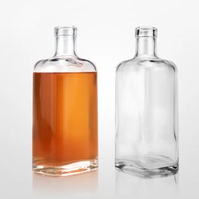 Hot sale Custom 500ml 700ml 750ml glass bottle 1000ml vodka spirit wine bottle for liquor