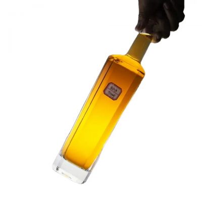 375ml 500ml 750ml Bar top square whiskey glass bottle hot sale spirits glass bottle