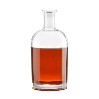 High grade empty glass wine bottles 500ml 700ml whiskey vodka wine bottles wholesale with cork