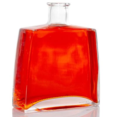 Customized vodka glass bottle 700ml glass bottle liquor glass bottle