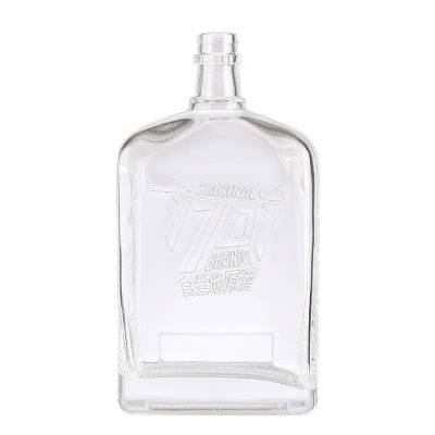 Factory wholesale 750ml 620g flint square engraved glass wine bottle