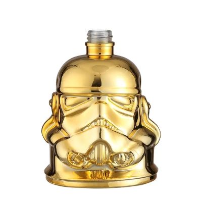 Latest Model Custom Design New Glass Bottle Plating Gold Human Face Shape Top Brandy Tequila Rum Liquor Glass Bottle