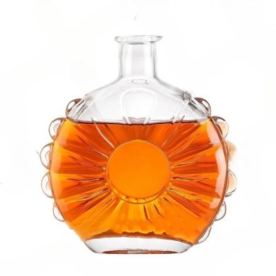 High quality Manufactory 750 ml luxury glasses bottles glass manufacturing decanter for whiskey brandy XO with crystal Cork