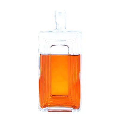 Bulk sale 700ml Transparent large Empty Flint Glass for Liquor Wine Whisky Vodka Tequila Bottle With factory price