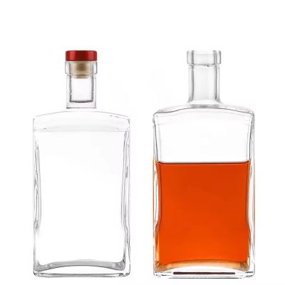 China Manufacturer Supply 750ml Square Shape Clear Empty Glass bottle Whisky Wine Spirit Glass Bottle