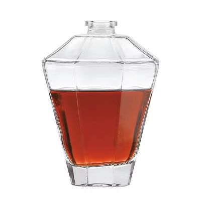 Factory Price Custom Design 700ml 750ml Super Flint Vodka Whisky Rum Brandy Glass Bottle Liquor Glass Bottle 500ml