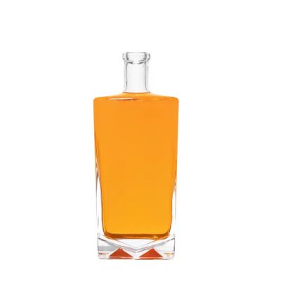 500ml 700ml 750ml Clear Square Glass Vottle Corked Whiskey Vodka Brandy Gin Bottles Whisky Brandy Rum Glass Bottle