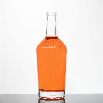 Factory Supplier New design 500ml 700ml 750ml Premium Glass Whiskey Vodka Wine Bottle