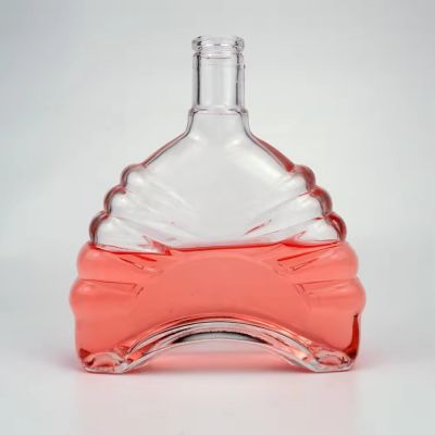 The sponsor of Vedeo wine, tequila bottle, drinking cup, small bottle, nut purchase, glass bottle