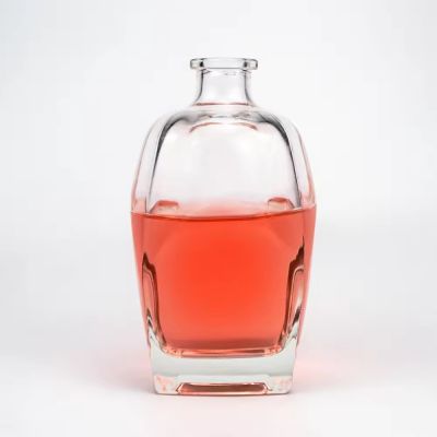 Custom Glass bottles 500ml with wooden polymer cork vodka brandy whisky glass bottle packing