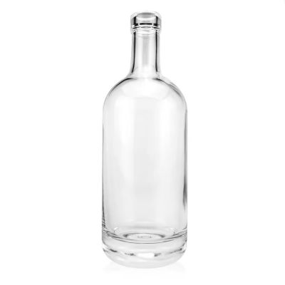 Wholesale High Quality Clear White Spirit Bottle 700ml Whisky Brandy Vodka Glass Wine Bottle