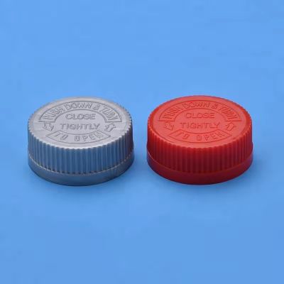 Two sided plastic dispensing bottle 38mm medicine screw cap child resistant caps