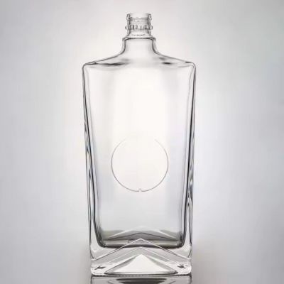 Custom Food Grade Square Engraved Glass Liquor Bottles for whisky vodka tequila 50cl 70cl bottle with Teeth top
