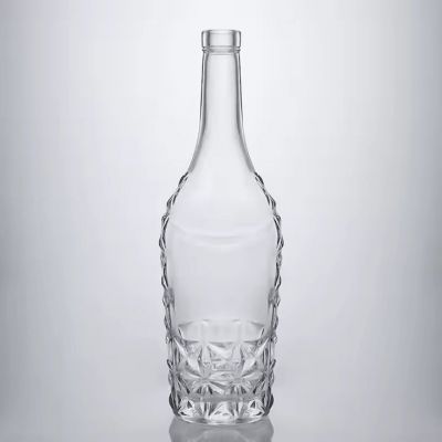 Transparent Customizable emboss 700 750ml Super flint Gum Vodka whiskey Liquor glass bottles with cork