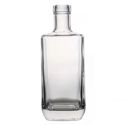 700ml & 750ml Square Clear Glass Bottles for Tequila Liquor Gin Whisky with Decal Surface Handling for Beverage Use
