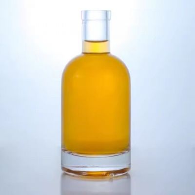 Transparent round shaped empty flint glass bottle 200ml bottle thick bottom liquor whisky gin glass bottle with cork