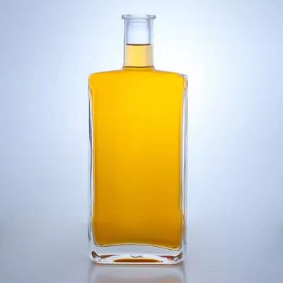 High end square shaped glass bottle 530ml 620g rum gin brandy botella de vidrio with cork
