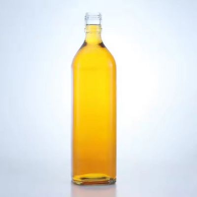 Glass Bottle Manufacturer 500ml 750ml Custom Color and Label Empty Crystal Glass Liquor Bottles