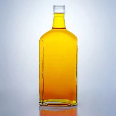 Best Selling 16oz 500ml Glass Bottle Cork Top Lid Square Glass Liquor Alcohol Spirit Whiskey Bottle Vodka Bottle