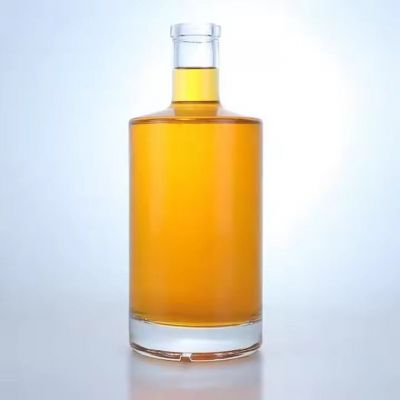 factory wholesale best selling round 750ml vodka whiskey rum tequila gin glass bottle with cork cap