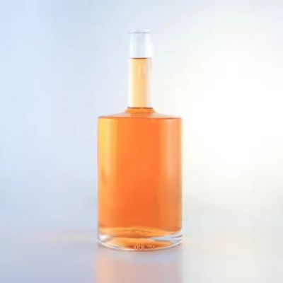 Best Selling Round Clear 500ml 1000ml Glass Bottle Vodka Spirits Whiskey Gin Glass Rum Bottle With Corks
