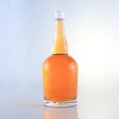 Best Selling Vodka Spirits Whiskey Glass Bottles High Quality 500ml Gin Glass Rum Bottle With Corks