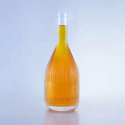 High Quality Clear 500ml Glass Bottle Vodka Spirits Whiskey Gin Glass Rum Bottle With Corks