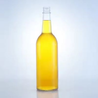 Venta caliente 500ml 700ml 750ml botella de licor de vidrio de forma redonda transparente para ron Tequila Vodka