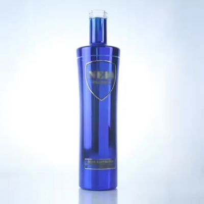 venta caliente botellas de vidrio azul galvanoplastia 700ml 750ml botellas de vidrio para el licor