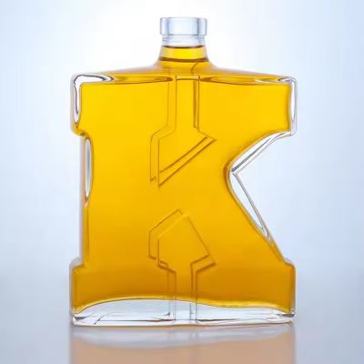 Botella de vidrio de tequila transparente de buena calidad 500 ml 700 ml 750 ml con corcho