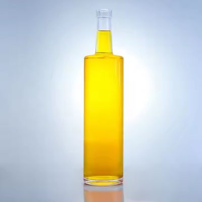 Botella de vidrio de tequila transparente de alta calidad, venta al por mayor, 500ml, 700ml, 750ml, con corcho