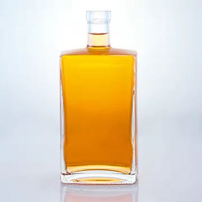 700 ml factory direct flat square transparent rum tequila gin vodka whisky glass bottle with cork cap