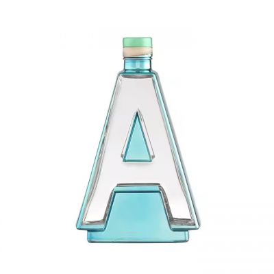 2022 Hot Private Design Triangle Shape Low Price Empty Glass Bottles For Whisky Vodka Spirit Rum Gin Brandy