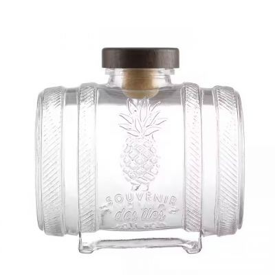 High Quality 1000ml borosilicate glass hand mouth blown glass barrel for Whiskey Rum Brandy Vodka