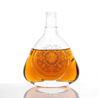New design retro Rum Gin Wine Spirit vodka 700ml clear whiskey gin glass bottle with lid