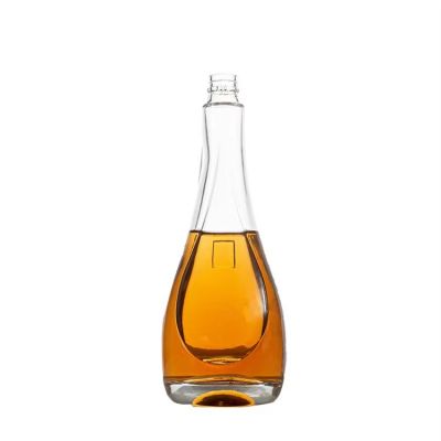 Latest Design custom 500ml 700ml 1000ml Extra Flint vodka glass bottle