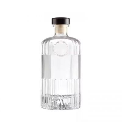 Wholesale customized round transparent 500ml fruit wine beverage whiskey vodka rum spirit glass bottles with stoppers