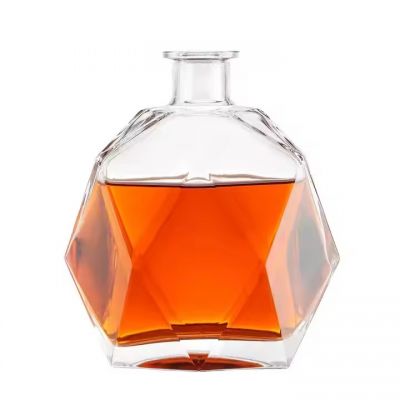 Wholesale empty gin spirit Botellas De Vidrio Frosted glass bottles manufacturer for liquor 500ml 700ml with lid