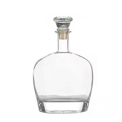 Wholesales glass wine bottle 500ml 750ml spirituous vodka whisky Glass Bottle Transparent Wine Glass Empty Bottles