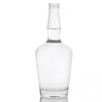 Wholesale Long Neck 500 ml Round Spirit Liquor Bottle 750ml Gin Whiskey Wine Vodka Glass Bottle with corks