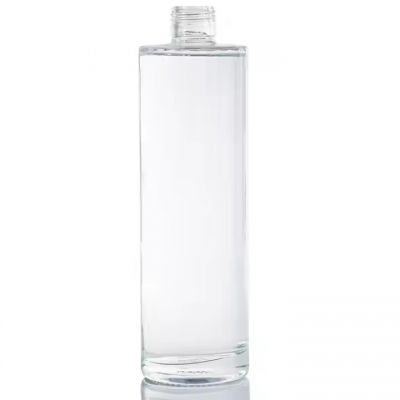 Hot selling Super flint Cylinder 500ml 750ml Spirit Liquor Bottle 500ml Gin Whiskey Wine Vodka Glass Bottle with corks