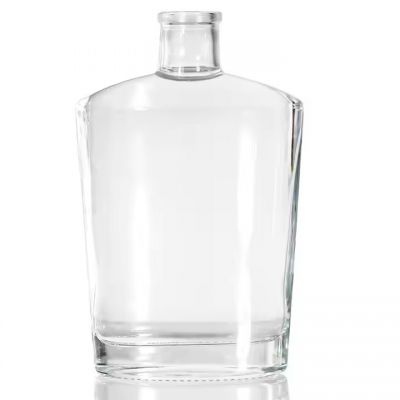 Wholesale Custom 500ml 700ml 750ml Gin Spirit Whiskey Vodka Mezcal Bottle 750ml Glass Liquor Bottles With Cork Cap