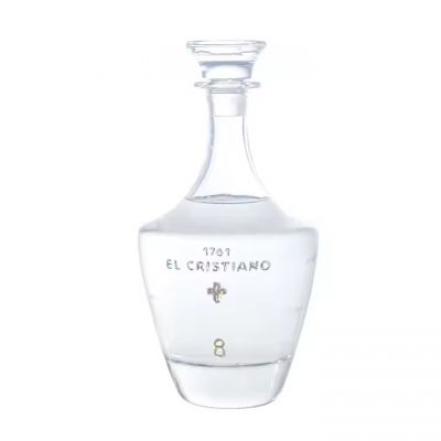 China Factory Best Selling 500ml 700ml 750ml Haute Couture Production Tequila Glass Bottle Super Flint Glass Transparent Round