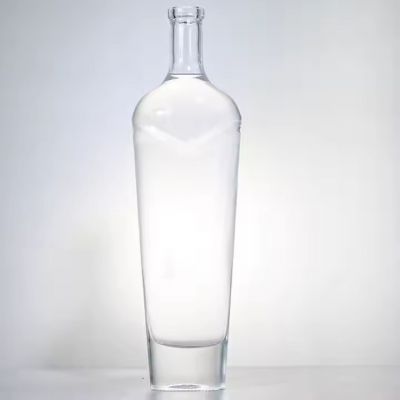 Customized Thick Bottom 700ml spirit gin whisky vodka brandy liquor clear glass bottle with corks