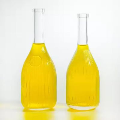 Hottest price cheap 750ml wholesale professional fashion vodka rum bottle with logo