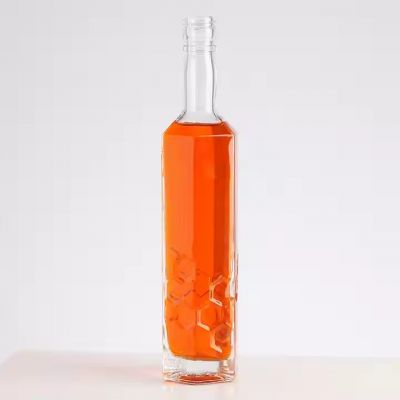 500ml manufacture Custom design gin glass bottles with corks