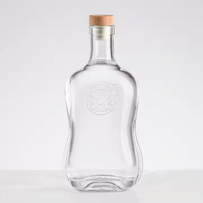 Customized Manufacture 500ml 700ml Glass Bottle Bottle For Vodka Tequila Rum Liquor Spirit Glass Whisky Bottle