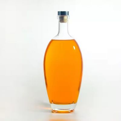 China Factory Selling 500ml 700ml 750ml Tequila Glass Bottle Super Flint Glass Transparent Round Vodka Spirits Bottle Wholesale