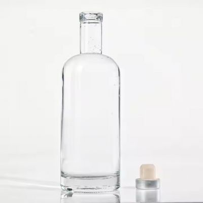 Customization Fancy 700ml Cylindrical Glass Bottle For Gin Distillery Use Beverage